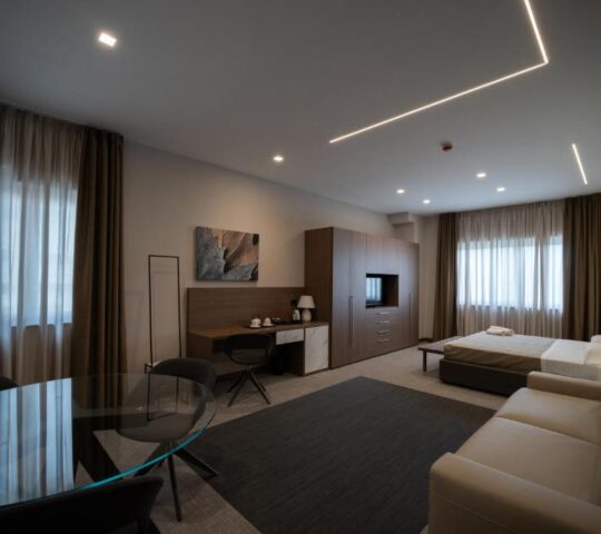Building Hotel Caserta